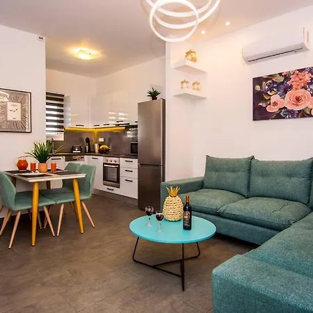 Vila Avocado Offering Peace And Relaxation